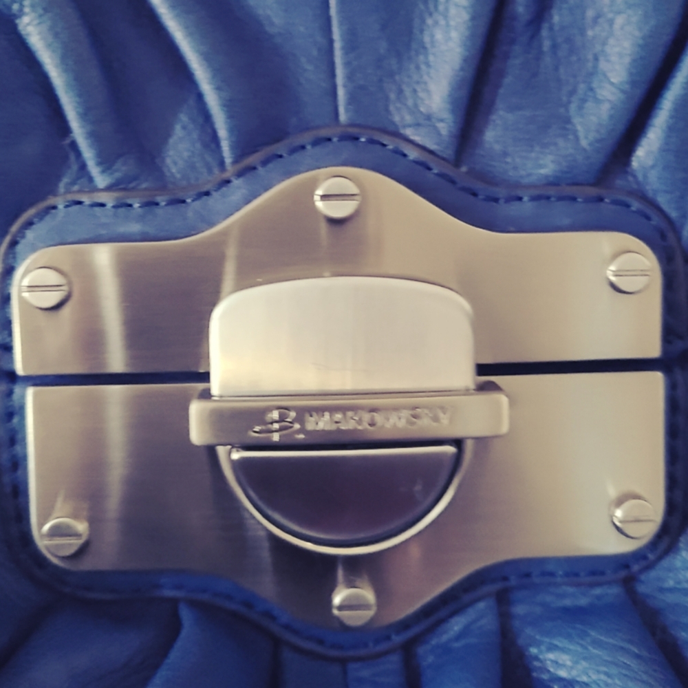 B. MAKOWSKY BLUE LEATHER HOBO BAG - Picture 3 of 12